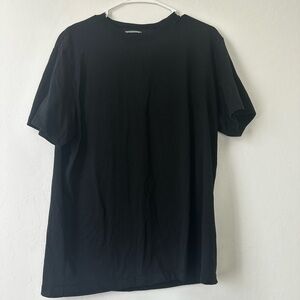 Sleek Black Men's Short Sleeve Tee